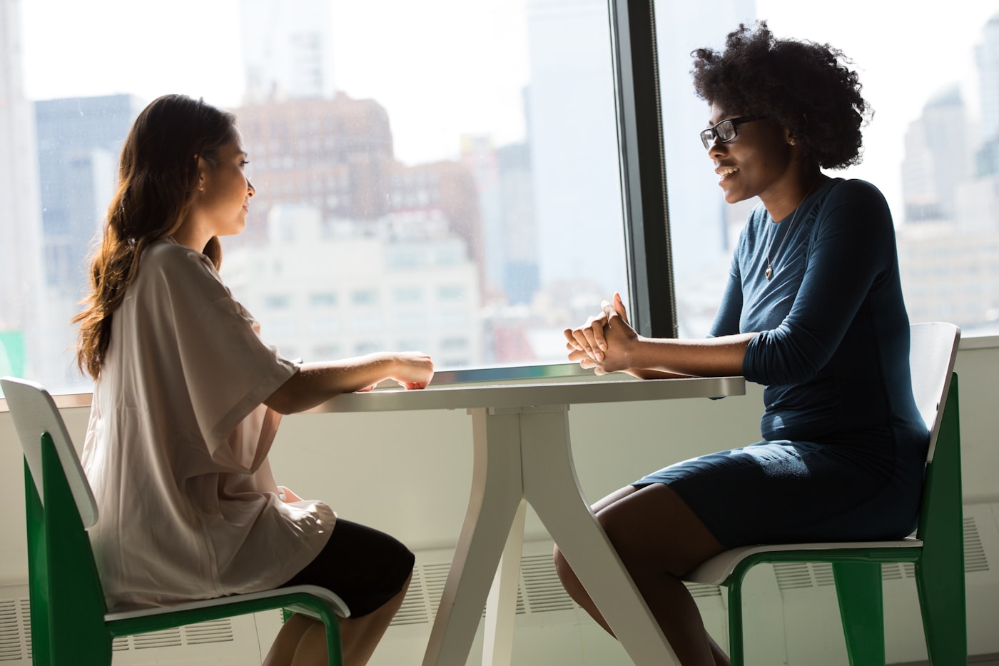 A Rohi Capital advisor in conversation with a client